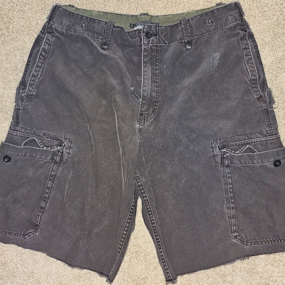 Old Navy Grey-Black Mens 36 Distressed Cargo Shorts